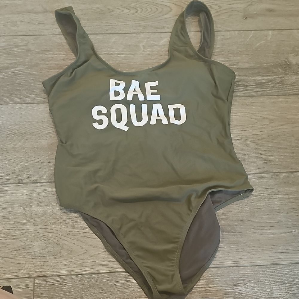 2 Nwt Swimsuits Green BAE SQUAD & #Fab Navy Blue Swimsuit